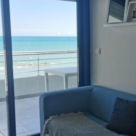 Appartamento Sul Mare Термолі Екстер'єр фото